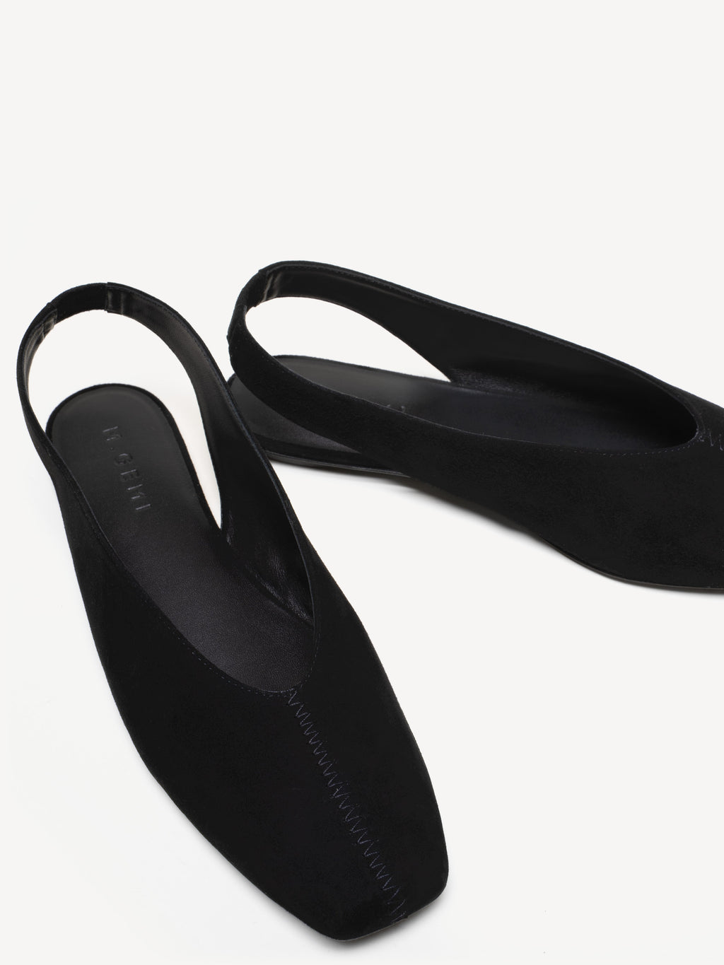 The Una Slingback