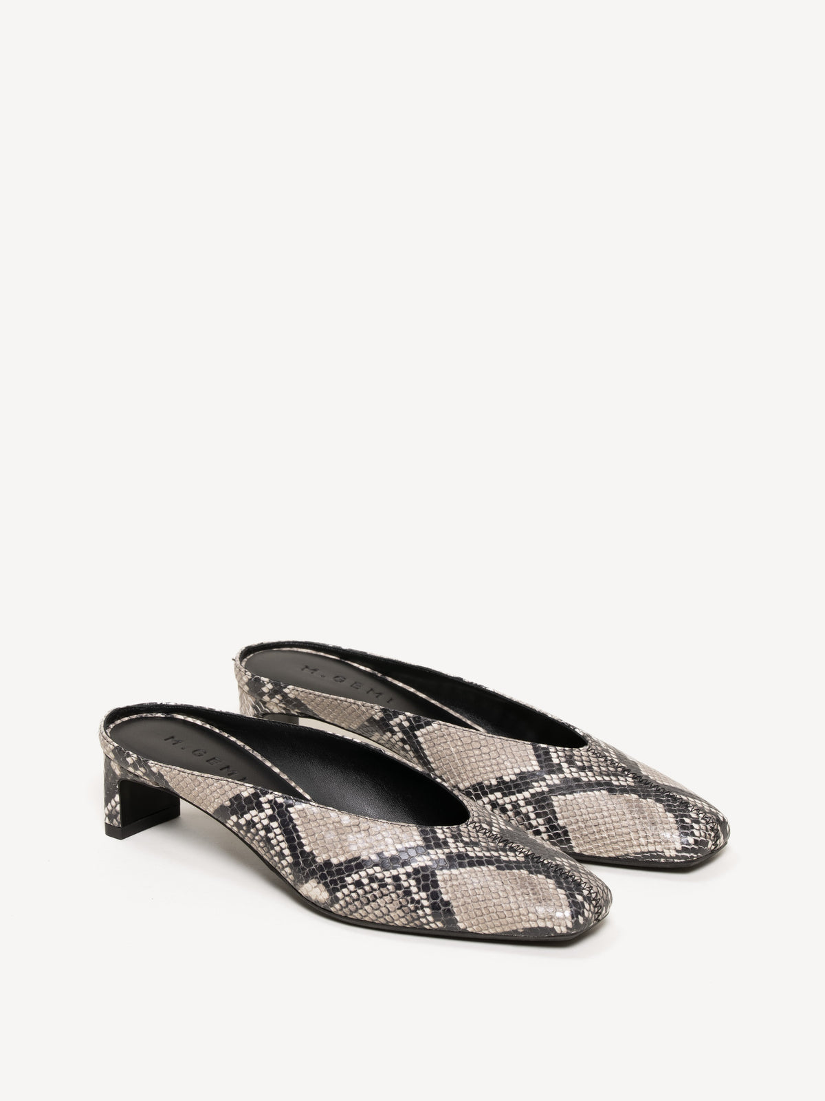 The Una Mule 35