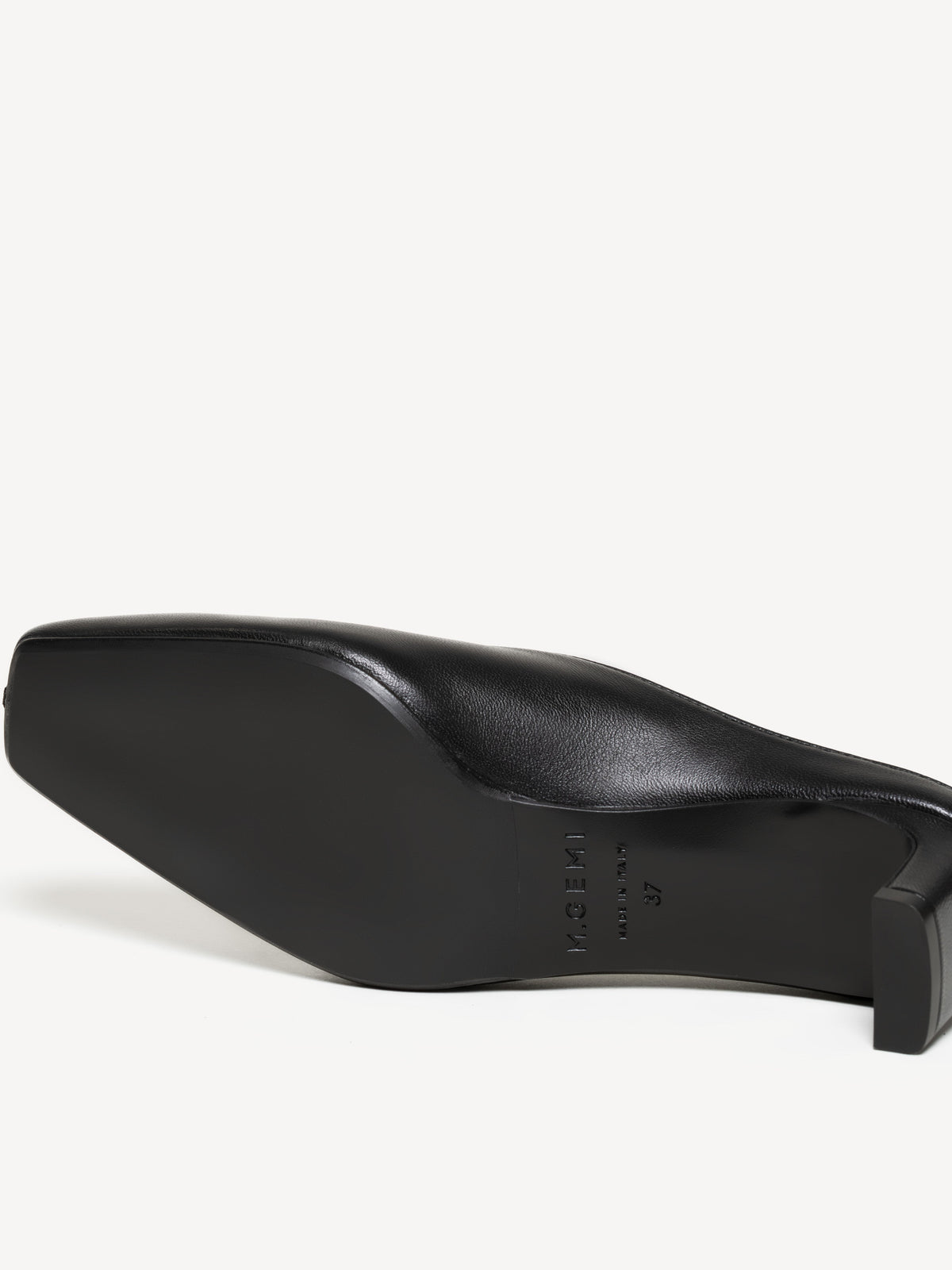The Una Mule 35