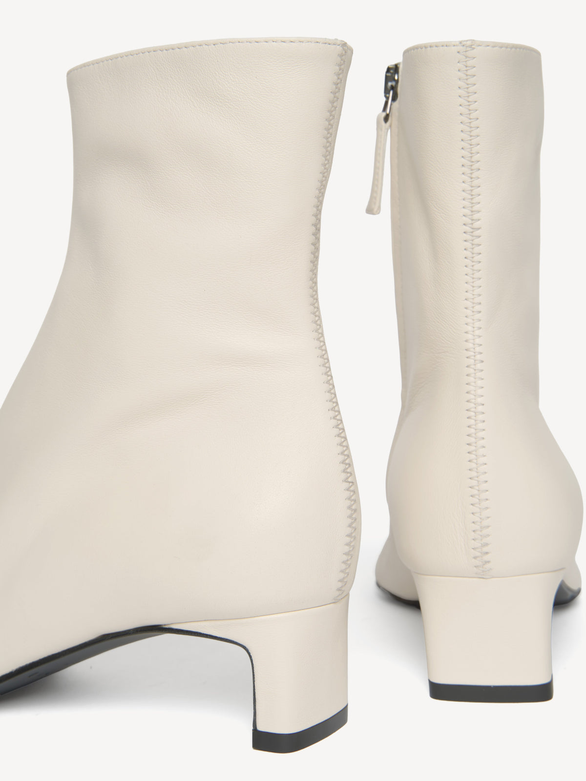 The Una Bootie 35