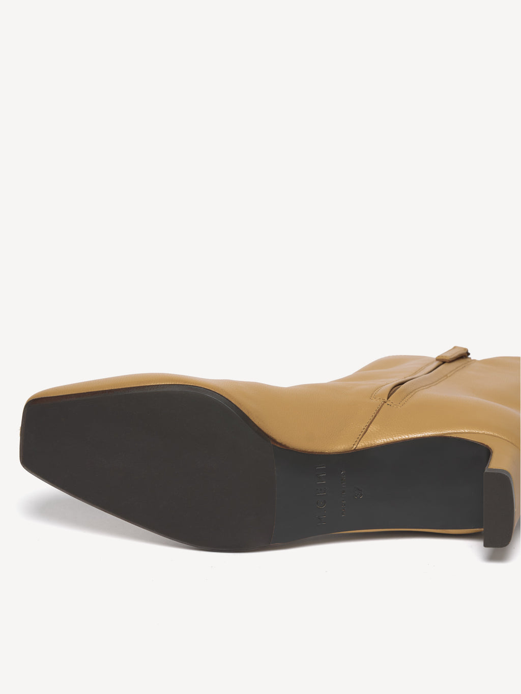 The Una Bootie 35
