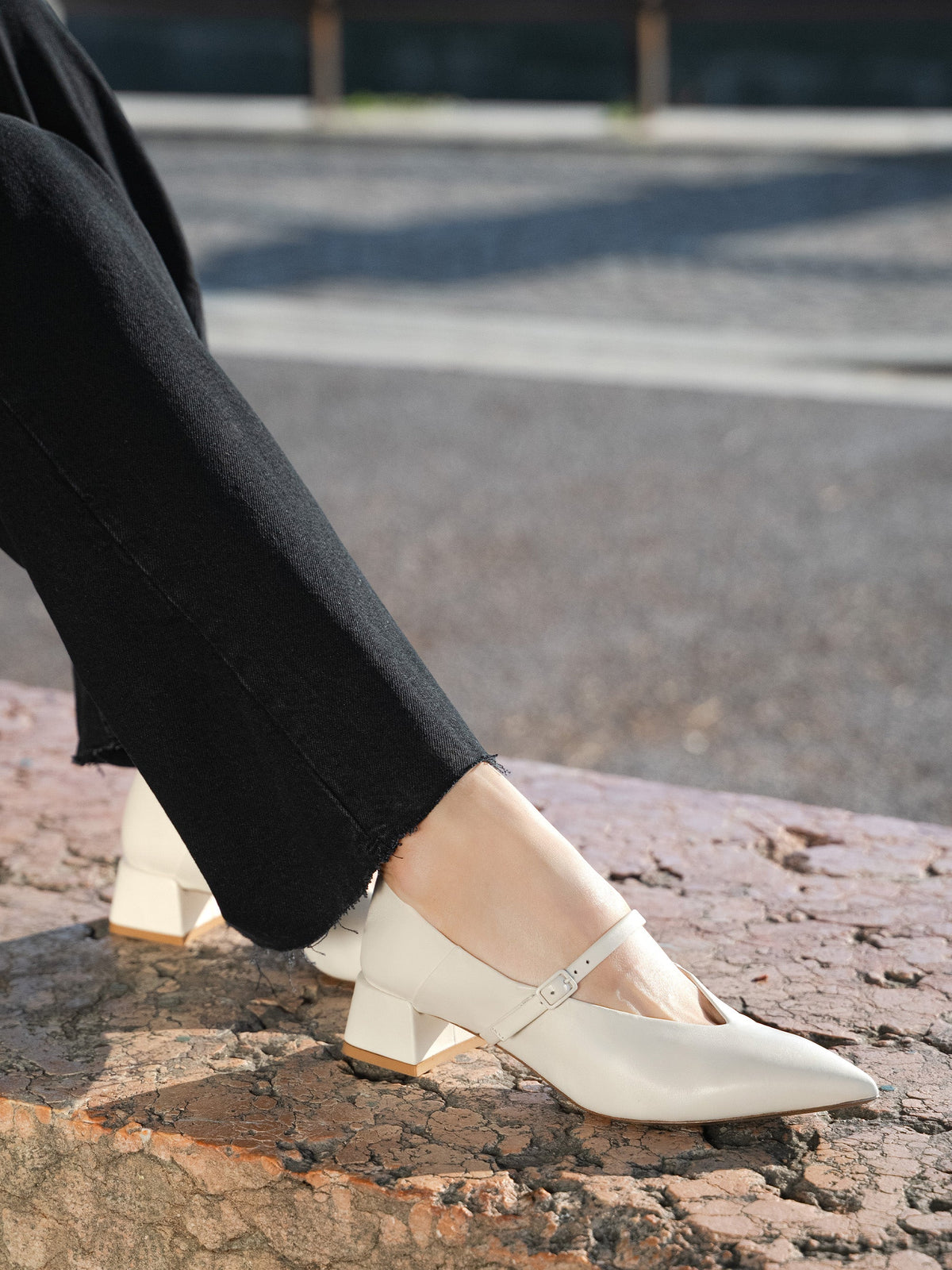 The Loriana 35