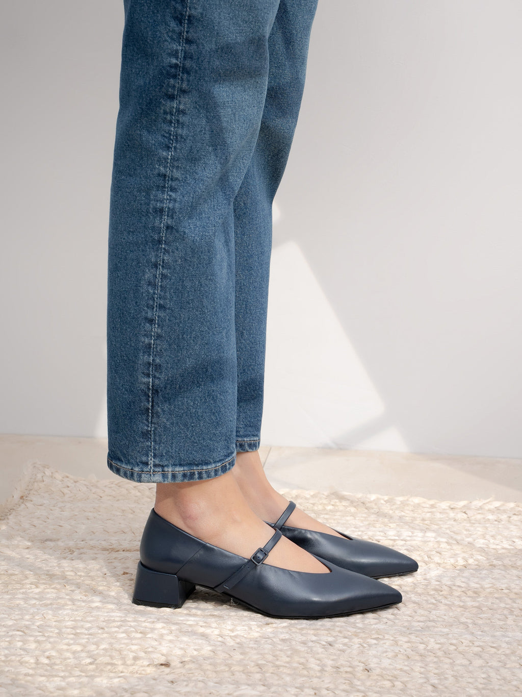 The Loriana 35