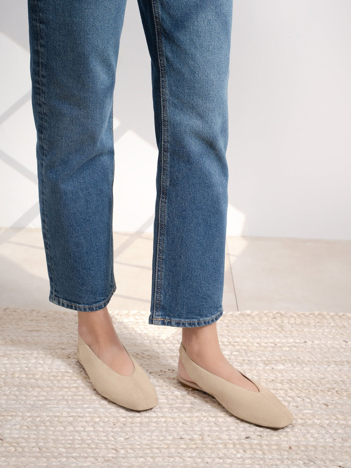 The Una Slingback